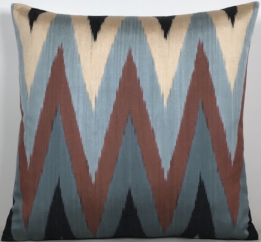 Ikat Pillow ( 40 X 40 Cm )