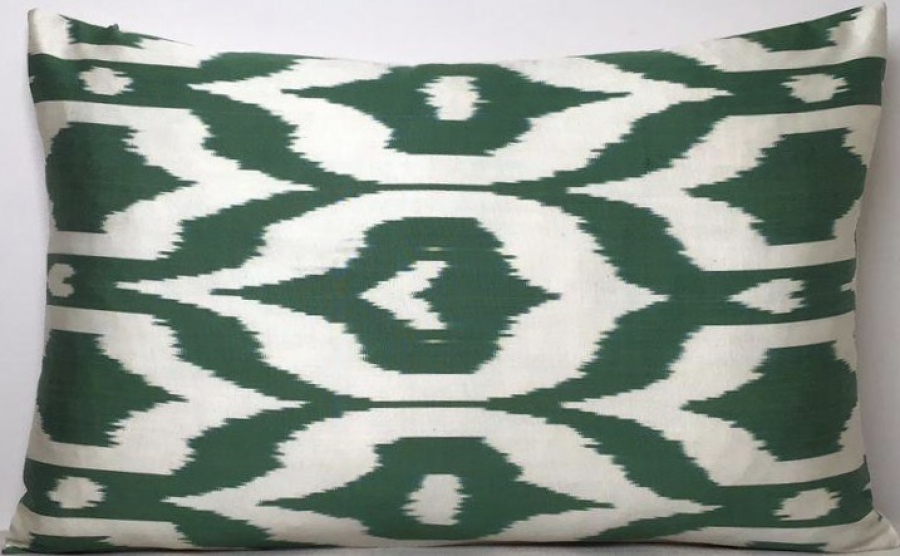 Ikat Pillow ( 40 X 60 Cm )