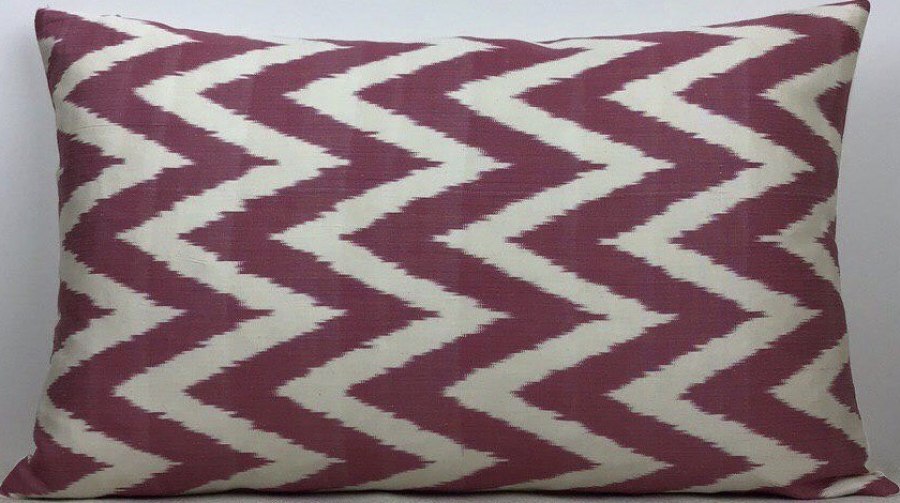 Ikat Pillow ( 40 X 60 Cm )