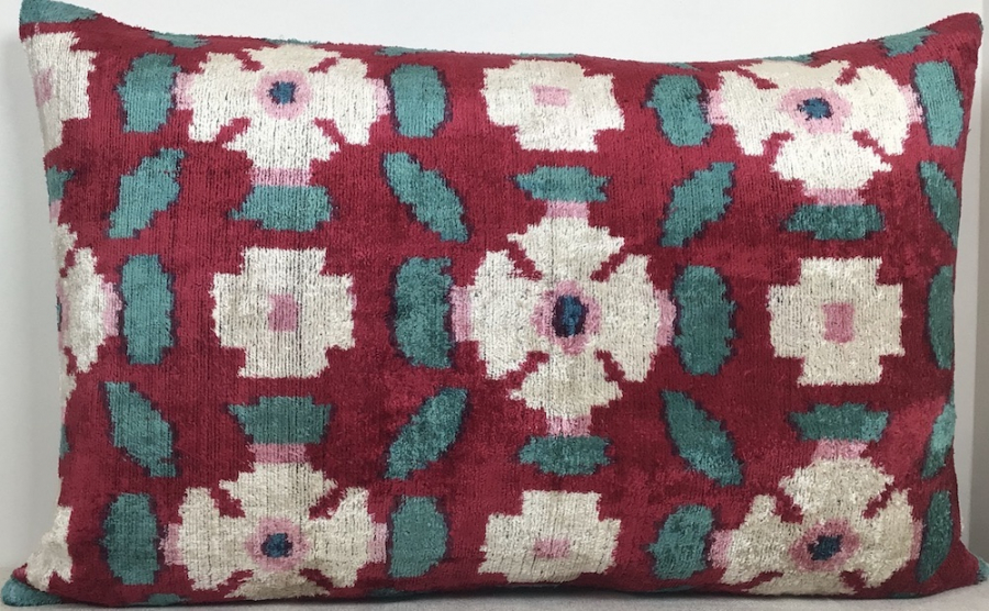 Velvet Pillow ( 40 X 60 Cm )