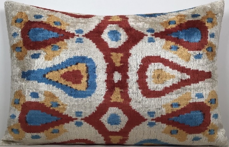 Velvet Pillow ( 40 X 60 Cm )